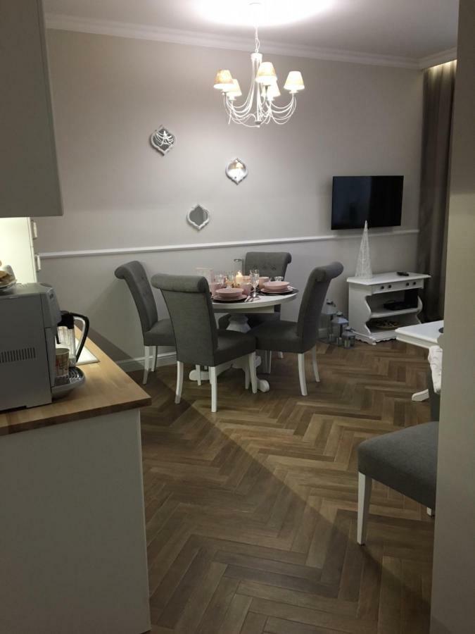 Family & Business Sauna Apartments Sienkiewicza No1 Centrum Plac Lliteratow- Piekny Apartament - 1 Bedroom With Private Sauna, Bath With Hydromassage, Parking Kielce Eksteriør bilde