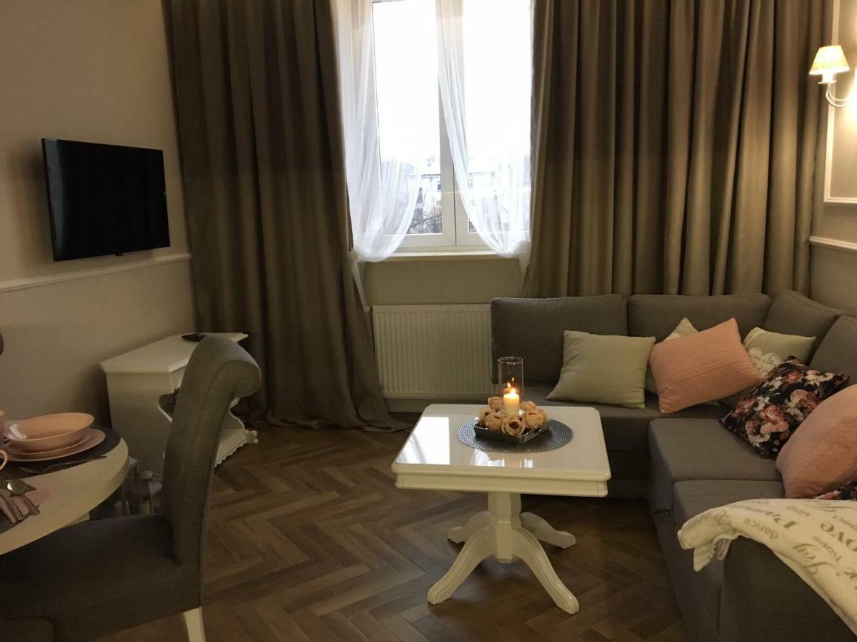 Family & Business Sauna Apartments Sienkiewicza No1 Centrum Plac Lliteratow- Piekny Apartament - 1 Bedroom With Private Sauna, Bath With Hydromassage, Parking Kielce Eksteriør bilde