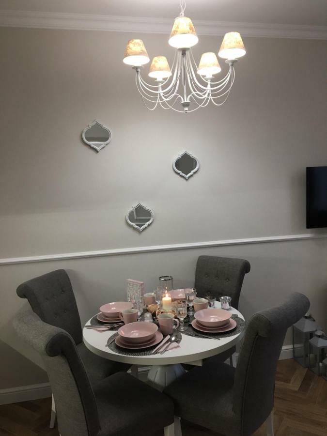 Family & Business Sauna Apartments Sienkiewicza No1 Centrum Plac Lliteratow- Piekny Apartament - 1 Bedroom With Private Sauna, Bath With Hydromassage, Parking Kielce Eksteriør bilde