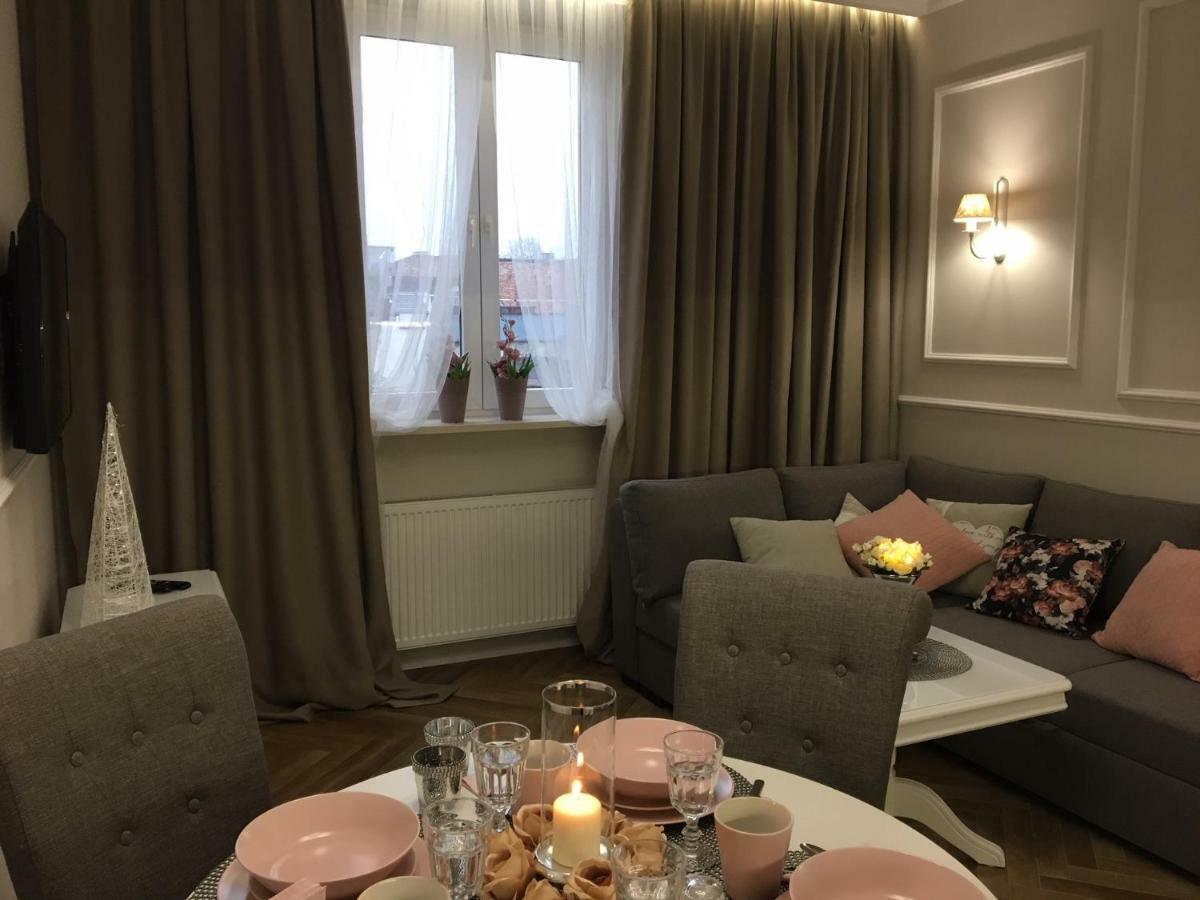 Family & Business Sauna Apartments Sienkiewicza No1 Centrum Plac Lliteratow- Piekny Apartament - 1 Bedroom With Private Sauna, Bath With Hydromassage, Parking Kielce Eksteriør bilde
